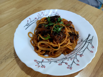 スパゲティのトマトソース タイ風アレンジ