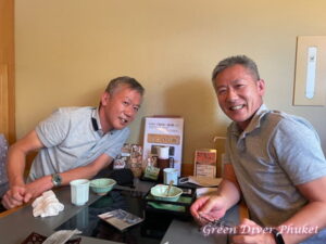 歳をとって、顔が似てきたそうです